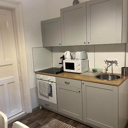 Idill Apartmanhaz B&B Tiszafüred Extérieur photo